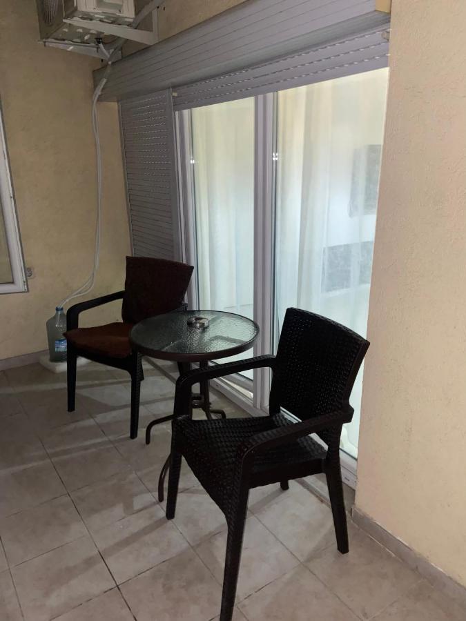 Gold Luxury Apartment كومانوفو المظهر الخارجي الصورة